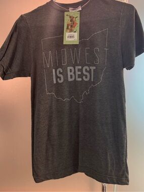 Midwest Is Best Graphic Tee - Charcoal